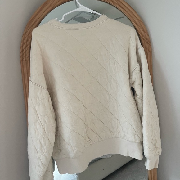 Cream Universal Thread Quilted Pullover - Picture 2 of 2